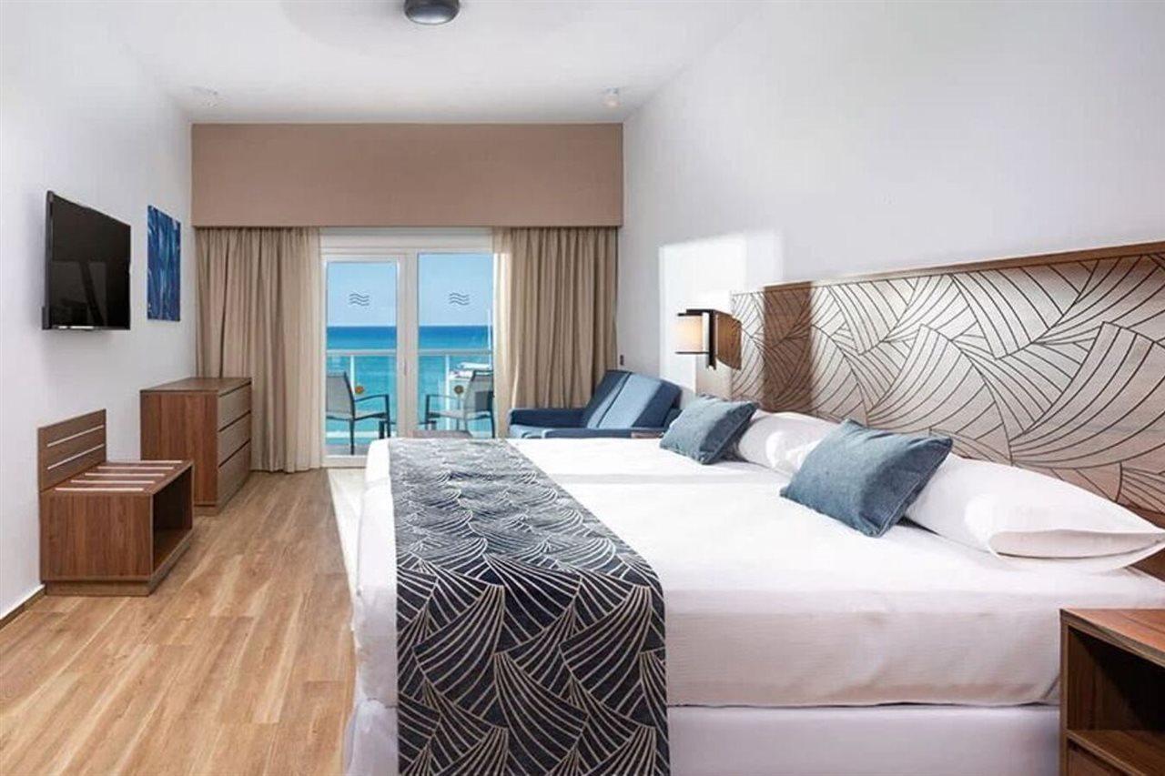 Riu Montego Bay (Adults Only) Hotell Exteriör bild